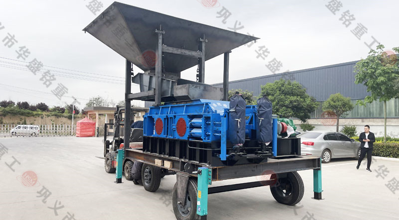 石灰石制砂機(jī)/石灰石對(duì)輥制砂機(jī)多少錢一臺(tái)