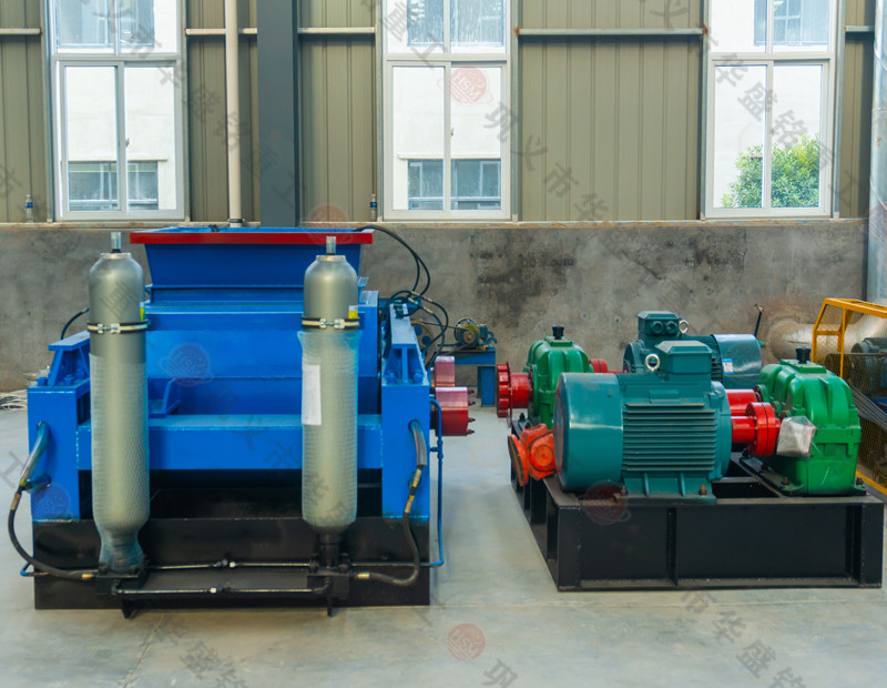 石頭制砂用什么制砂機(jī)機(jī)？液壓對輥制砂機(jī)合適嗎？