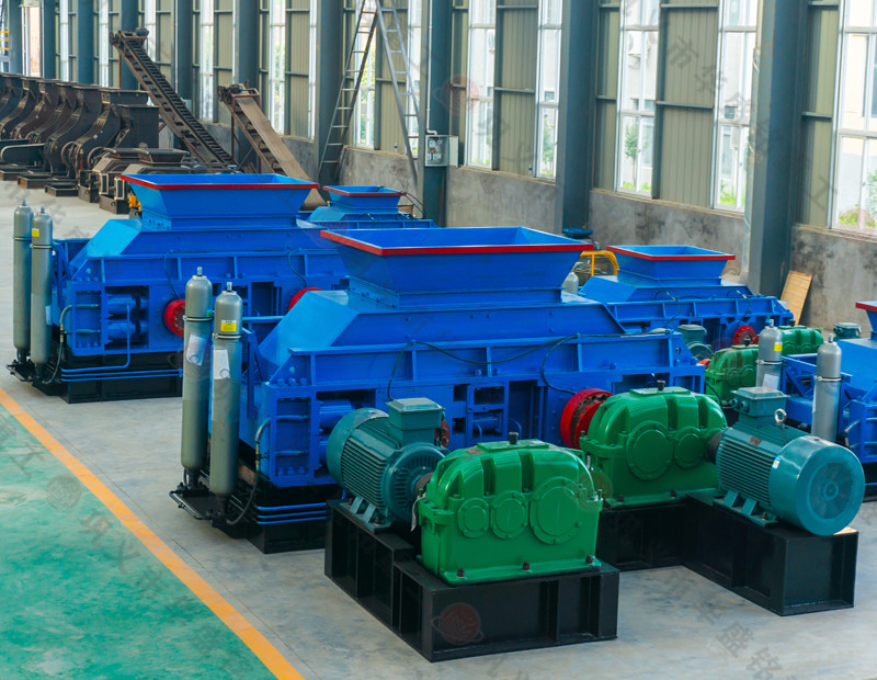 石英砂加工設(shè)備制砂機(jī)，小型石英砂制砂機(jī)多少錢？