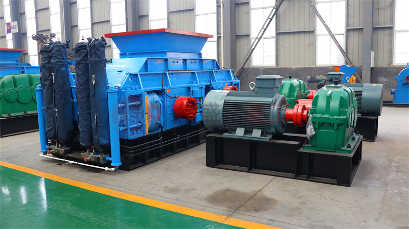 鵝卵石對輥制砂機多少錢一臺？